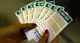 Neste domingo, a Mega-Sena pode pagar R$ 85 milhões. Confira os prêmios de outras loterias e como participar dos sorteios.