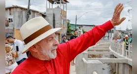 Lula concorre a releição contra o candidato Flávio Bolsonaro.