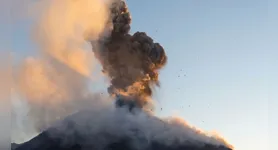 As cinzas oriundas das erupções afetaram sistema aéreo da Indonésia