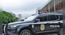 O menino de apenas 8 anos tomou a atitude para defender a mãe