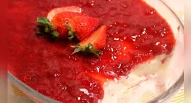 O preparo da mousse começa no liquidificador.