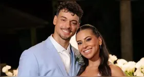 O vestido de Jarline gerou comentários entre os internautas e acabou se tornando um dos assuntos mais comentados sobre a celebração