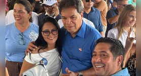 Chicão votou no mesmo colégio eleitoral do também candidato ao Senado, Helder Barbalho. Ao lado do ex-governador, ele também foi recepcionado por eleitores e membros de campanha.