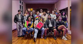 O espetáculo musical contará com clássicos dos anos 1980 e 1990 na trilha sonora.