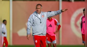 Eduardo Baptista é o novo técnico do Internacional, com contrato até 2026.