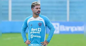 Marcinho pede reação do Paysandu contra a Ferroviária, destacando a importância de vencer e contar com auxílio da torcida.
