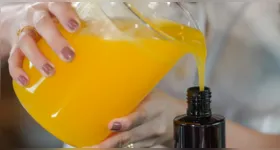 Anvisa autorizou a produção artesanal de sete categorias de cosméticos, produtos de higiene pessoal e perfumes no Brasil.