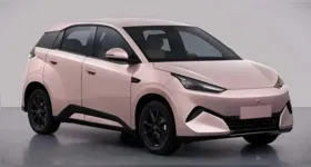 O novo BYD Dolphin Mini vem com uma mudança que pode dividir opiniões: a próxima geração do elétrico não terá painel de instrumentos convencional.