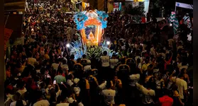 Berlinda iluminada é o grande diferencial do Círio de Parauapebas, o único realizado durante a noite no Pará