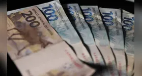 O valor médio pago varia de R$ 2,8 mil a R$ 2,9 mil, dependendo do tempo de trabalho e do salário da época.