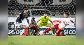 Remo empata em casa com Bragantino em jogo crucial para evitar rebaixamento.