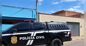 Polícia Militar isolou o cruzamento da Rua da Torre com a Rua José Meneguel após homicídio à tarde em Canaã dos Carajás.