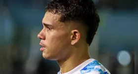 O volante Pedro Henrique despede-se do Paysandu para ingressar no Flamengo, agradecendo à torcida e remetendo a promessas de retorno