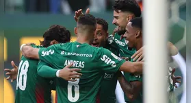 Palmeiras brilha na goleada sobre o Vasco e se destaca na liderança do Brasileirão.