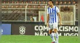 Gustavo Henrique reconheceu a frustração pelo resultado e afirmou que o elenco precisa assumir a responsabilidade pelo revés