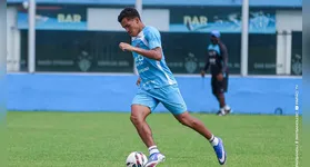 Juninho, atacante do Paysandu, sofreu uma lesão no joelho e deve passar por cirurgia