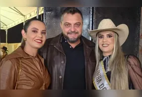 A iniciativa de formar o trisal partiu de Laila, que já namorava Maicon anteriormente.