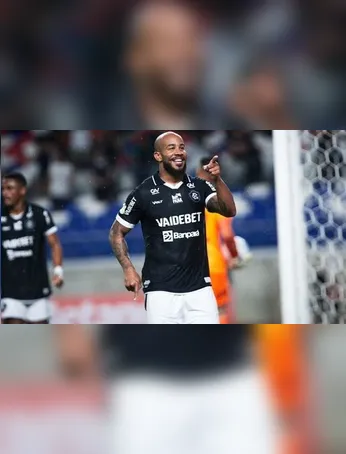 Patrick, do Remo, teve pedido negado para retirar seu nome de plataformas de apostas. Entenda o caso e contrastes com outros jogadores.