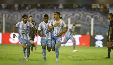 Imagem ilustrativa da imagem Paysandu busca na Curuzu reencontro com a vitória diante da Ferroviária