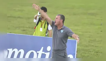 Imagem ilustrativa da imagem De volta após 12 anos, relembre a saída conturbada de Mazola no Paysandu