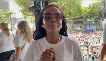 Imagem ilustrativa da imagem Thelma Assis se emociona com o Círio de Nazaré: “fé que contagia”