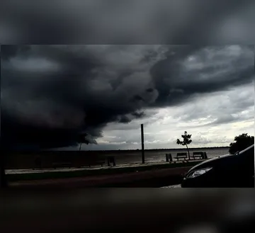Imagem ilustrativa da imagem Chuva forte, trovoadas e risco de granizo atingem 6 estados; veja quais