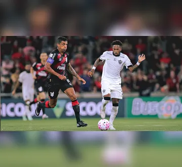 Imagem ilustrativa da imagem Athletico e Atlético-MG empatam em duelo emocionante na Arena