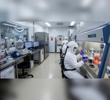 Imagem ilustrativa da imagem Pesquisadora morre na Rússia após suspeita de vazamento em laboratório