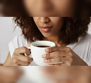 Imagem ilustrativa da imagem Café em excesso pode prejudicar a saúde digestiva; entenda