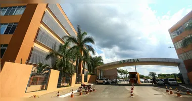 Anvisa determinou o recolhimento e a proibição da comercialização de produtos sem regularização sanitária ou com suspeita de falsificação.