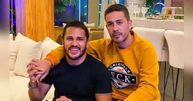 Influenciador afirmou que relação com o ex-marido está melhor após a separação e falou sobre as “recaídas"