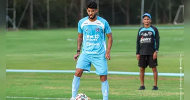 Bruno Bispo sentiu dores aos 38 minutos do primeiro tempo e precisou deixar o gramado