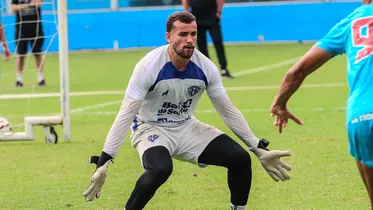 Imagem ilustrativa da notícia: Mazola confirma dúvida no gol do Paysandu para duelo com a Inter