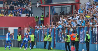 Imagem ilustrativa da notícia: Paysandu entra em campo sob protesto e ameaça processar a CBF