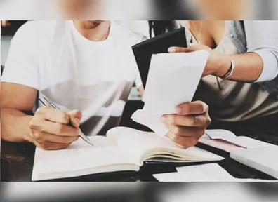 Ao todo, o certame poderá contemplar até 896 oportunidades para empregos públicos de níveis médio e superior.