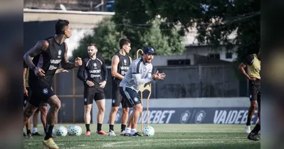 Thiago Carpini fala sobre o potencial do elenco do Remo e a luta por melhores resultados na Série A.