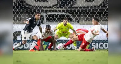 Remo empata em casa com Bragantino em jogo crucial para evitar rebaixamento.