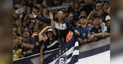 Os torcedores podem adquirir as entradas nas lojas oficiais do clube ou pela internet, no site da Tickzi.