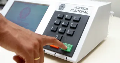 TRE do Pará leva urna eletrônica ao Ver-o-Peso nesta quinta-feira (27/08) para orientar eleitores sobre as Eleições 2026.