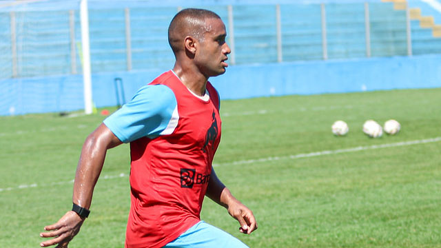 Edilson destaca a importância da vitória do Paysandu contra a Ferroviária para o acesso à Série B.