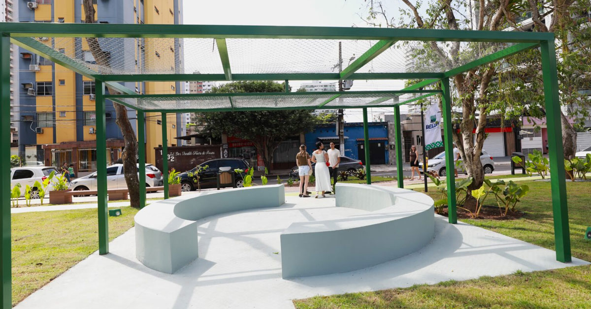 Canteiro central da avenida foi transformado em Parque Linear, reunindo lazer, convivência e sustentabilidade