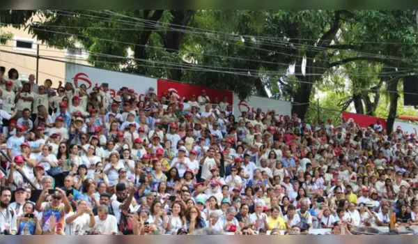 A venda de ingressos para arquibancadas para o Círio 2026 começa em 8 de setembro, exclusivamente pela internet. Os valores variam de R$ 150 a R$ 250, conforme o dia e o setor.
