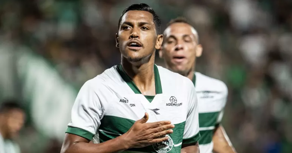Pedro Rocha está de volta ao Mangueirão, mas desta vez como adversário. Herói do acesso do Remo à Série A, o atacante agora defende o Coritiba e projeta o reencontro com o ex-clube nesta segunda-feira (31/08), pelo Brasileirão.