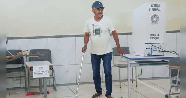 Imagem ilustrativa da notícia Eleições 2026: veja quem tem prioridade na fila na hora de votar