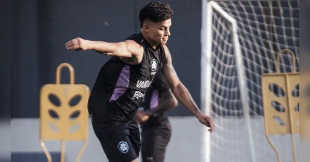Imagem ilustrativa da notícia Cria da base do Remo celebra oportunidade na Série A: "realização de um sonho"