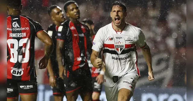Imagem ilustrativa da notícia São Paulo vence o Vitória com dois gols de Calleri e retorno de Lucas