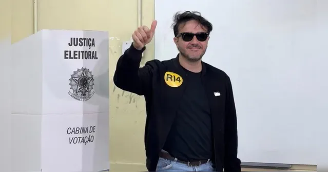 Imagem ilustrativa da notícia Renan Santos vota em São Paulo e critica cenário das eleições