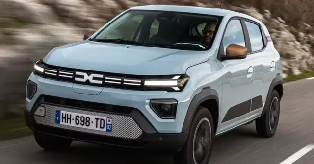 Imagem ilustrativa da notícia Novo Dacia Spring cresce, ganha tecnologia e mira BYD Dolphin Mini