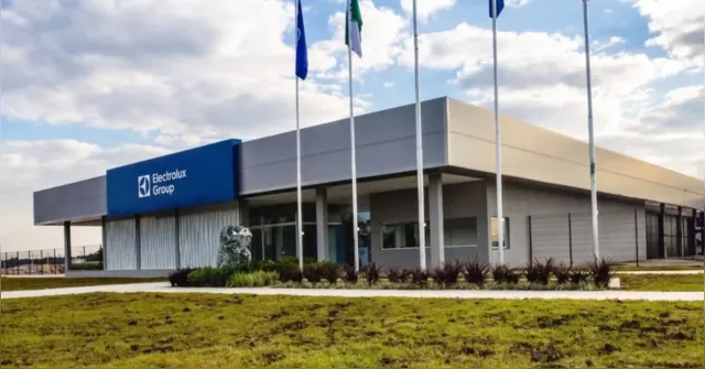 Imagem ilustrativa da notícia Electrolux fecha fábricas e prevê demissão de 3 mil funcionários
