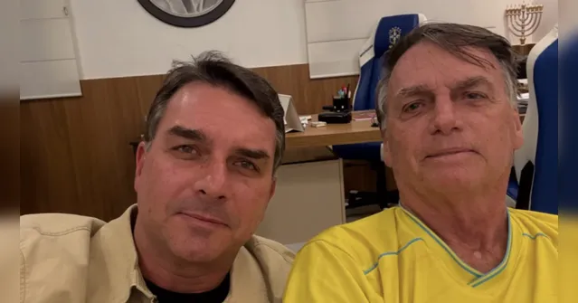 Imagem ilustrativa da notícia Flávio pode perdoar pena de Jair Bolsonaro se for eleito presidente?